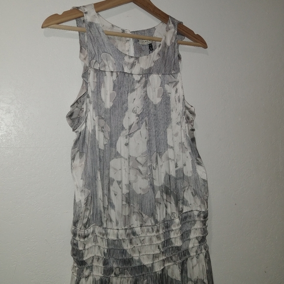 NWT HALSTON Grey Floral Midi Dress - Picture 6 of 9